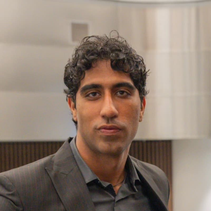 Javin Ahuja, headshot